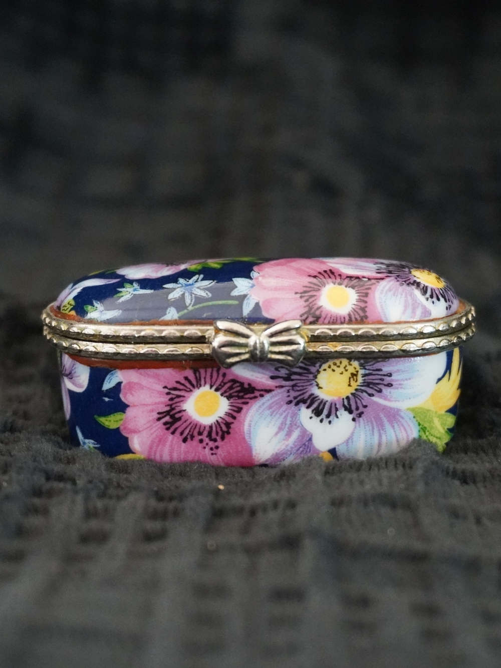 Vintage Adeline Collection Floral Porcelain Hinged Trinket Pill Box